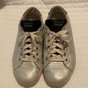 Leather crown silver sneakers with black and zebra detail